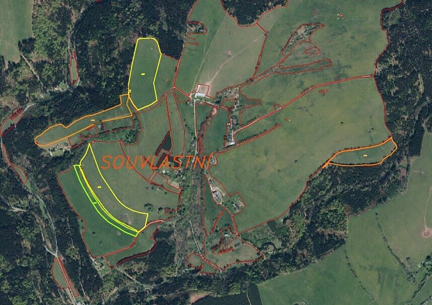 Prodej pole 190040 m²