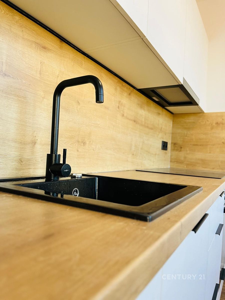 Pronájem bytu 3+1 68 m² – fotografie 3