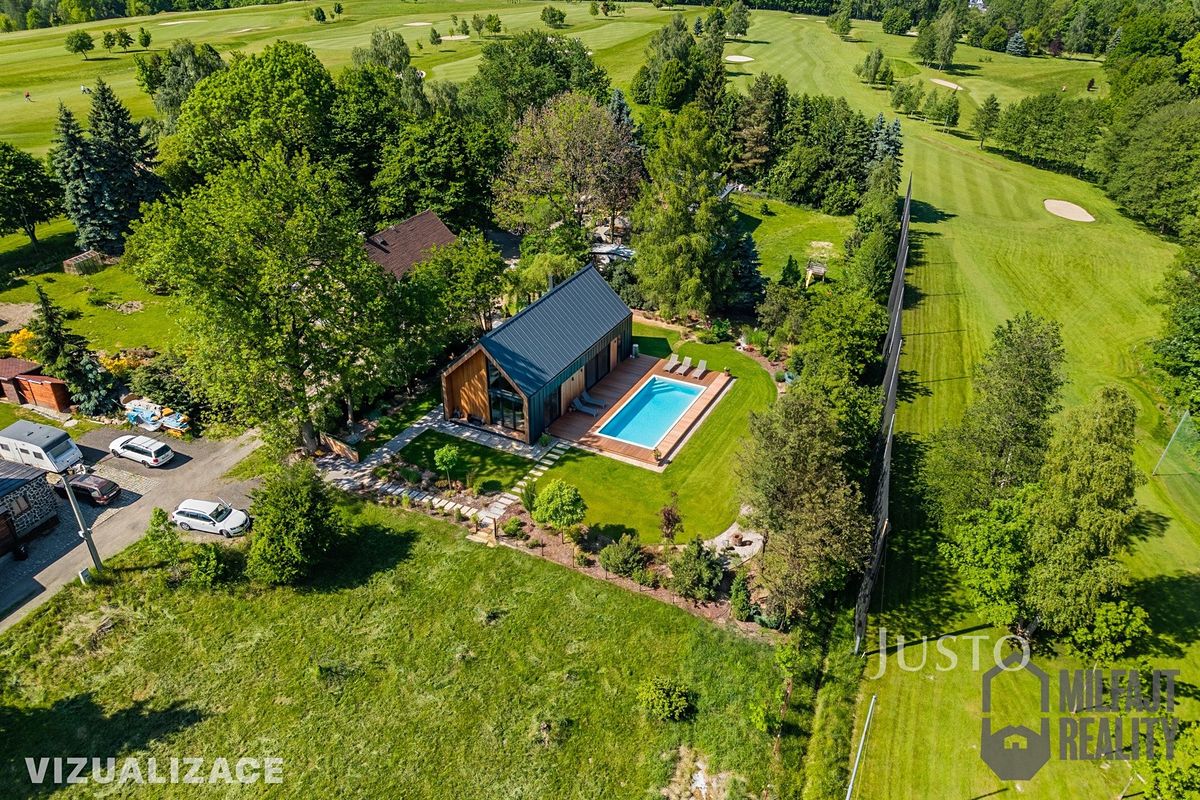 Prodej stavebního pozemku 1758 m² – fotografie 2