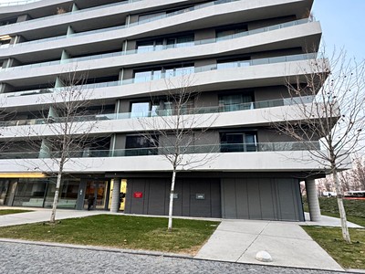 Prodej komerčního prostoru, 58 m² (2 z 11)