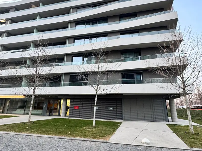 Prodej obchodního prostoru 58 m², Praha – náhled fotky 2