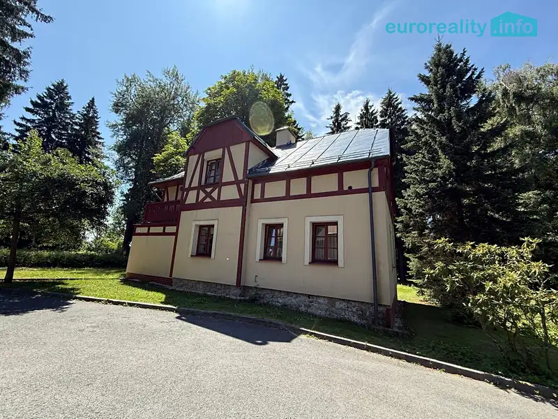 Pronájem rodinného domu 160 m², pozemek 378 m², Zádub-Závišín – náhled fotky 1