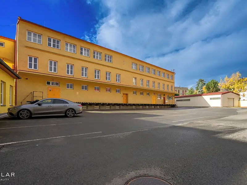 Pronájem skladového prostoru 229 m², Krnov – náhled fotky 1