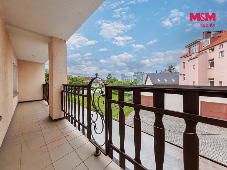 Haus zum Kauf, 318 m² (5 von 17)