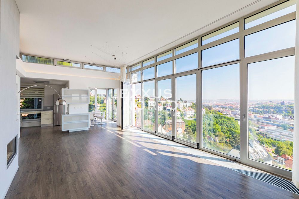 Pronájem bytu 5+kk 202 m²