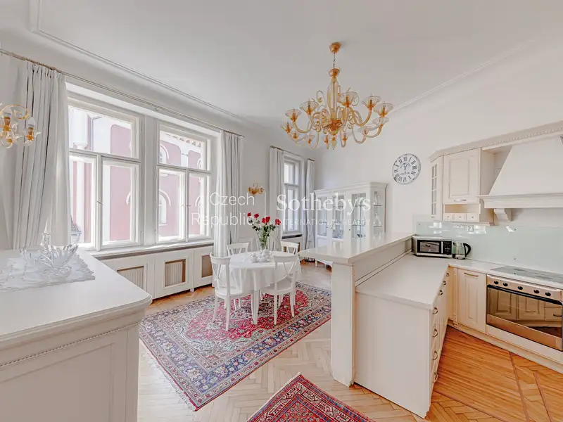 Pronájem bytu 3+kk 126 m², Praha – náhled fotky 2