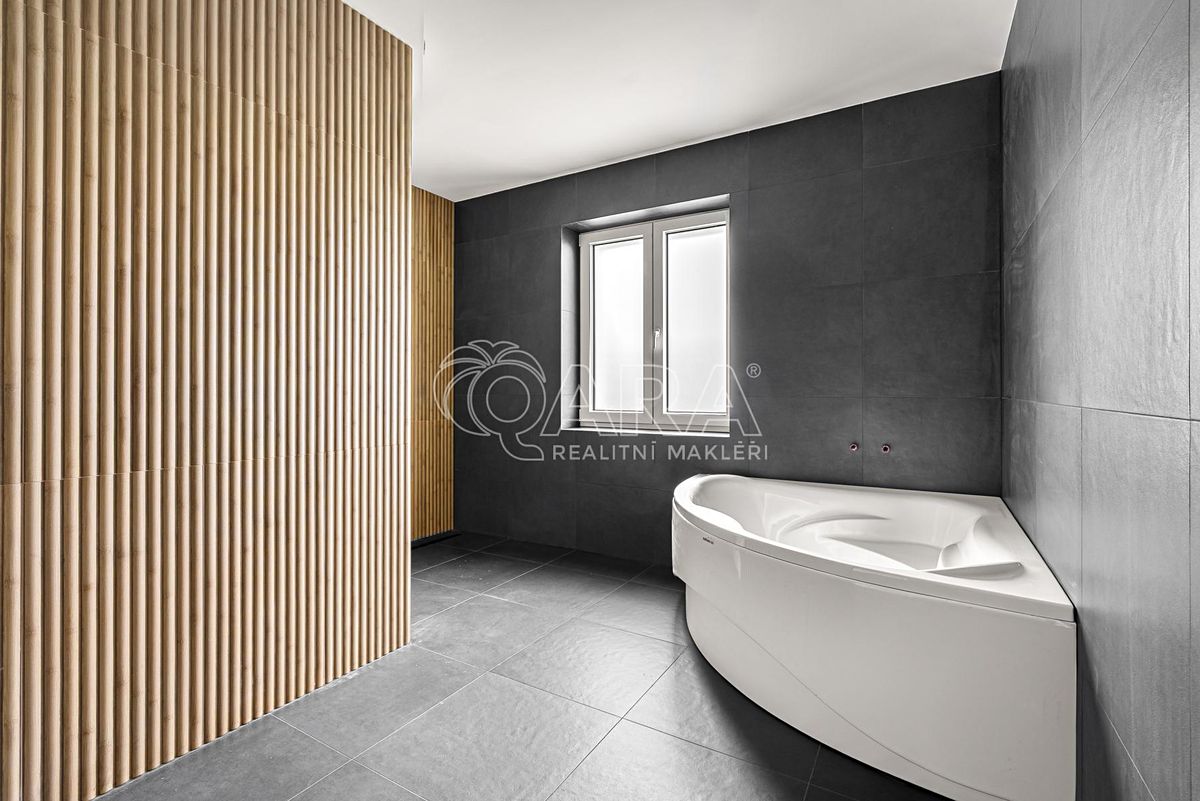 Prodej rodinného domu 120 m², pozemek 846 m² – fotografie 3
