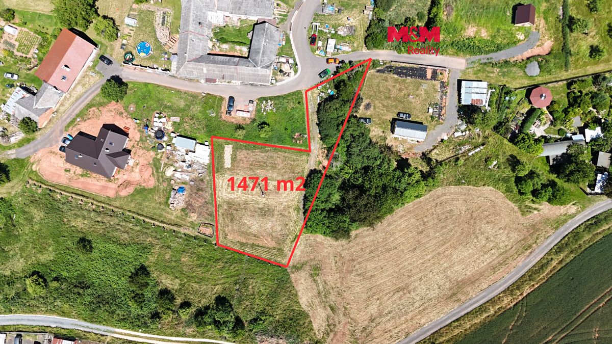 Prodej stavebního pozemku 1471 m²