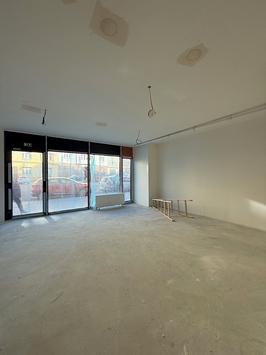 Pronájem obchodního prostoru 127 m² – fotografie 4