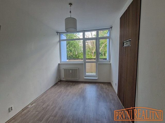 Pronájem bytu 1+kk 23 m² – fotografie 4