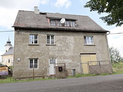 Prodej rodinného domu 252 m², pozemek 610 m²