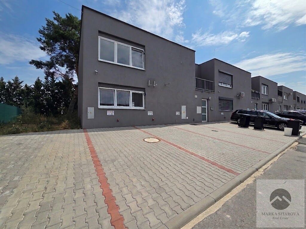 Pronájem bytu 2+kk 64 m²