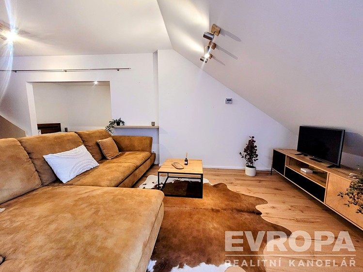 Квартира 2+kk в оренду, 73 м² (4 з 16)