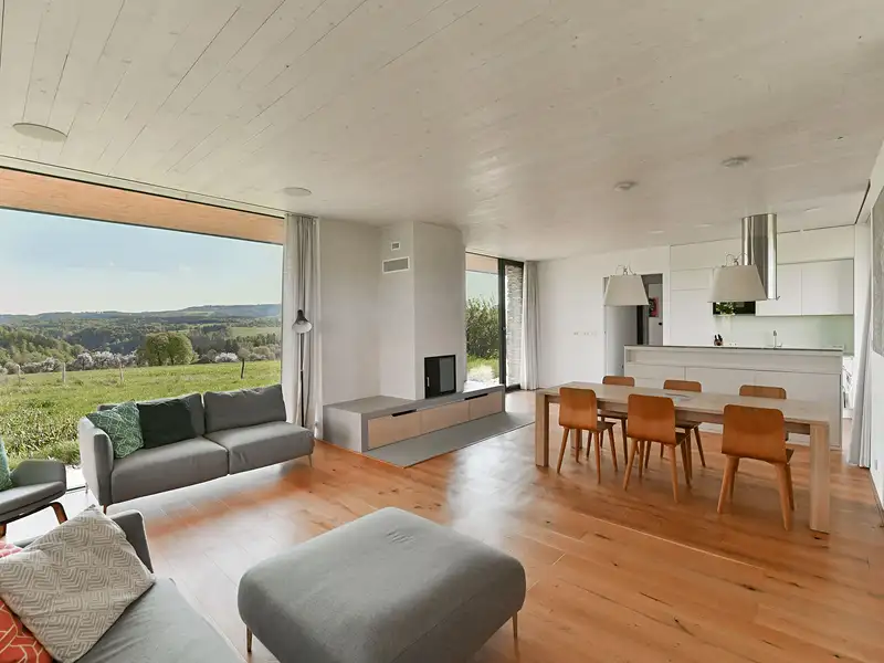 Prodej rodinného domu 197 m², pozemek 4450 m², Železný Brod – náhled fotky 1