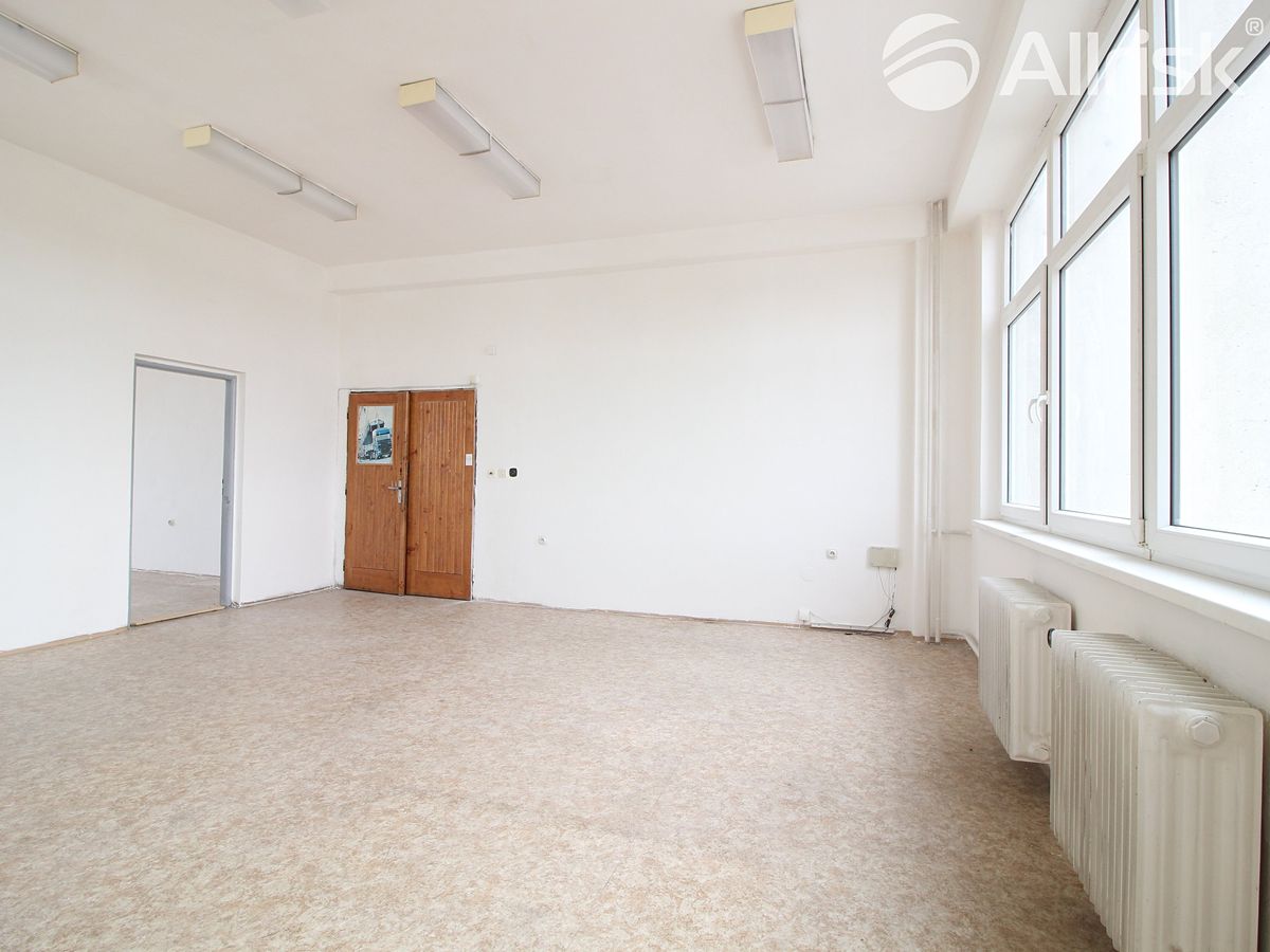 Pronájem kanceláře 79 m²