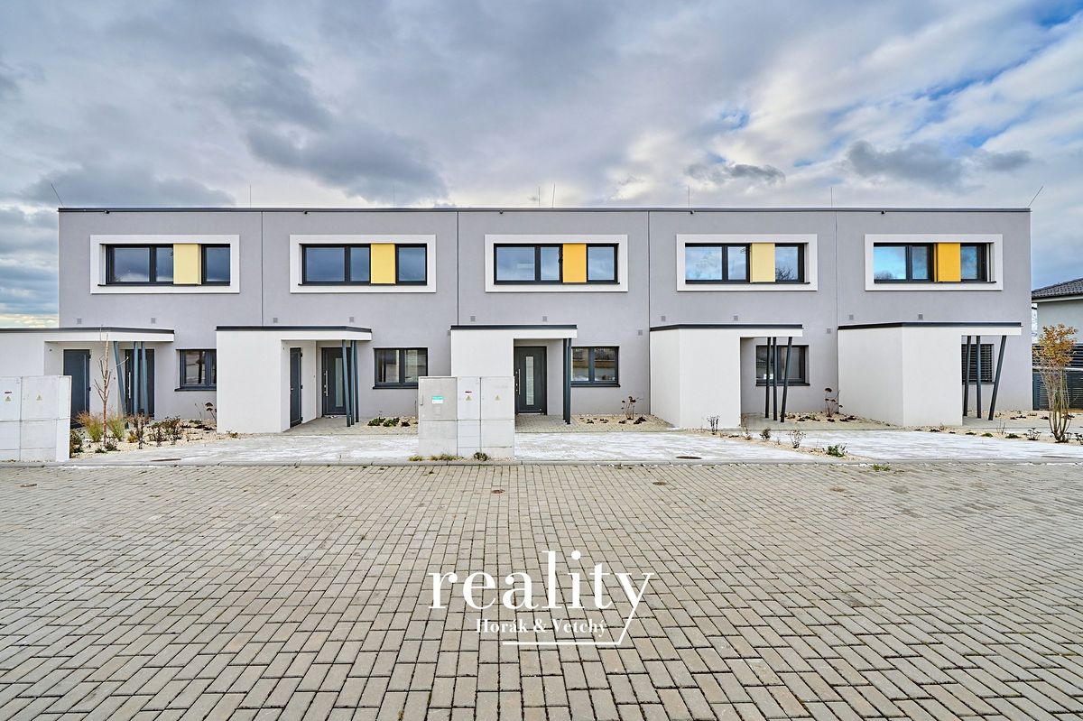 Prodej rodinného domu 134 m², pozemek 193 m² – fotografie 3