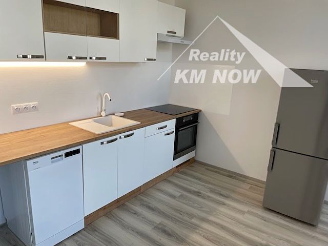 Pronájem bytu 2+kk 65 m² – fotografie 2
