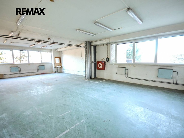 Gewerbefläche zur Miete, 343 m² (1 von 6)