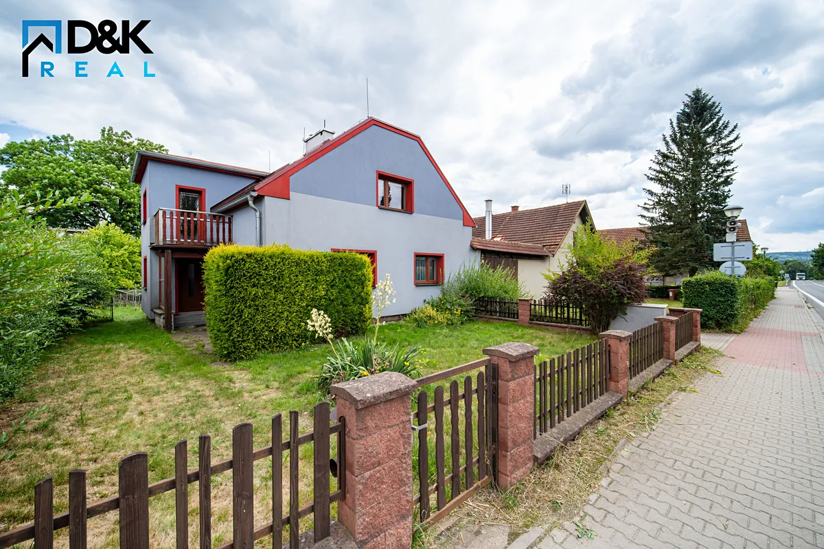 Prodej rodinného domu 212 m², pozemek 902 m²