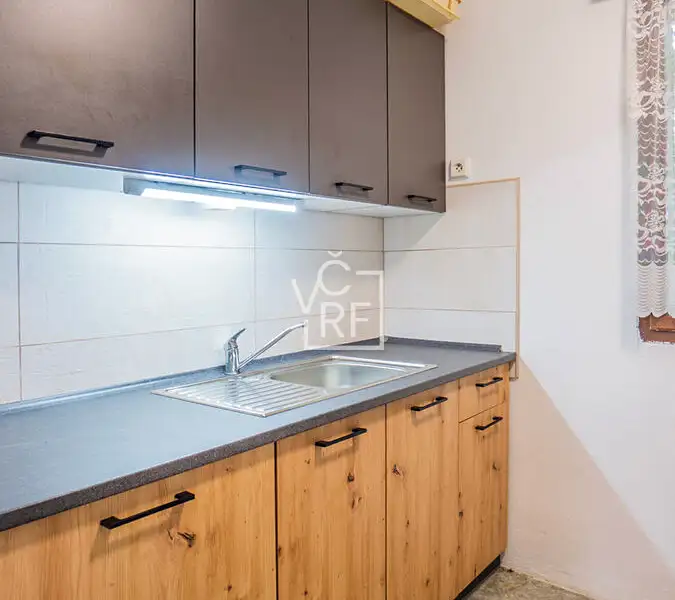 Prodej chaty 71 m², pozemek 571 m², Seč – náhled fotky 3