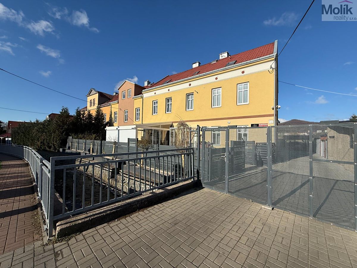Pronájem bytu 2+1 74 m²