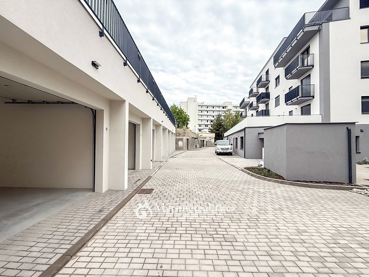 Нерухомість в оренду, 20 м² (7 з 9)