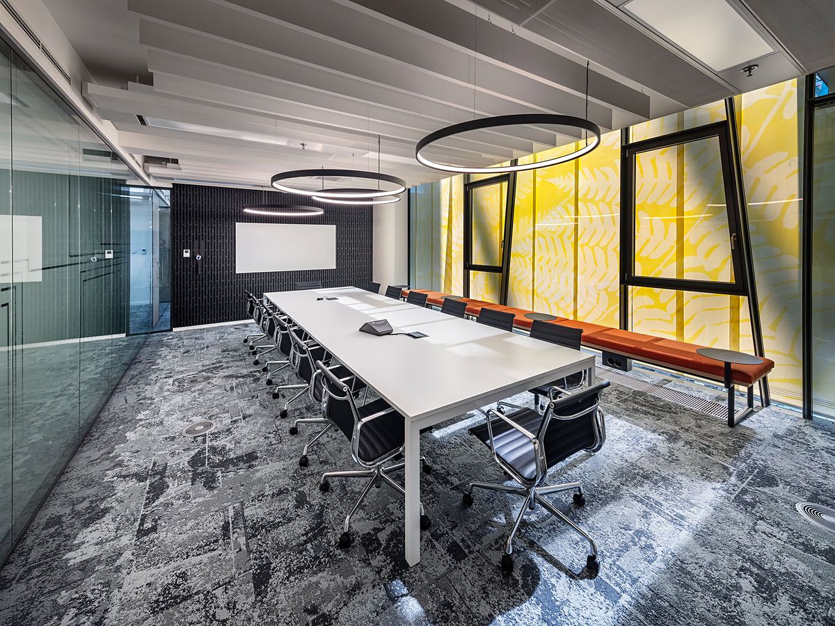 Pronájem kanceláře 803 m² – fotografie 2