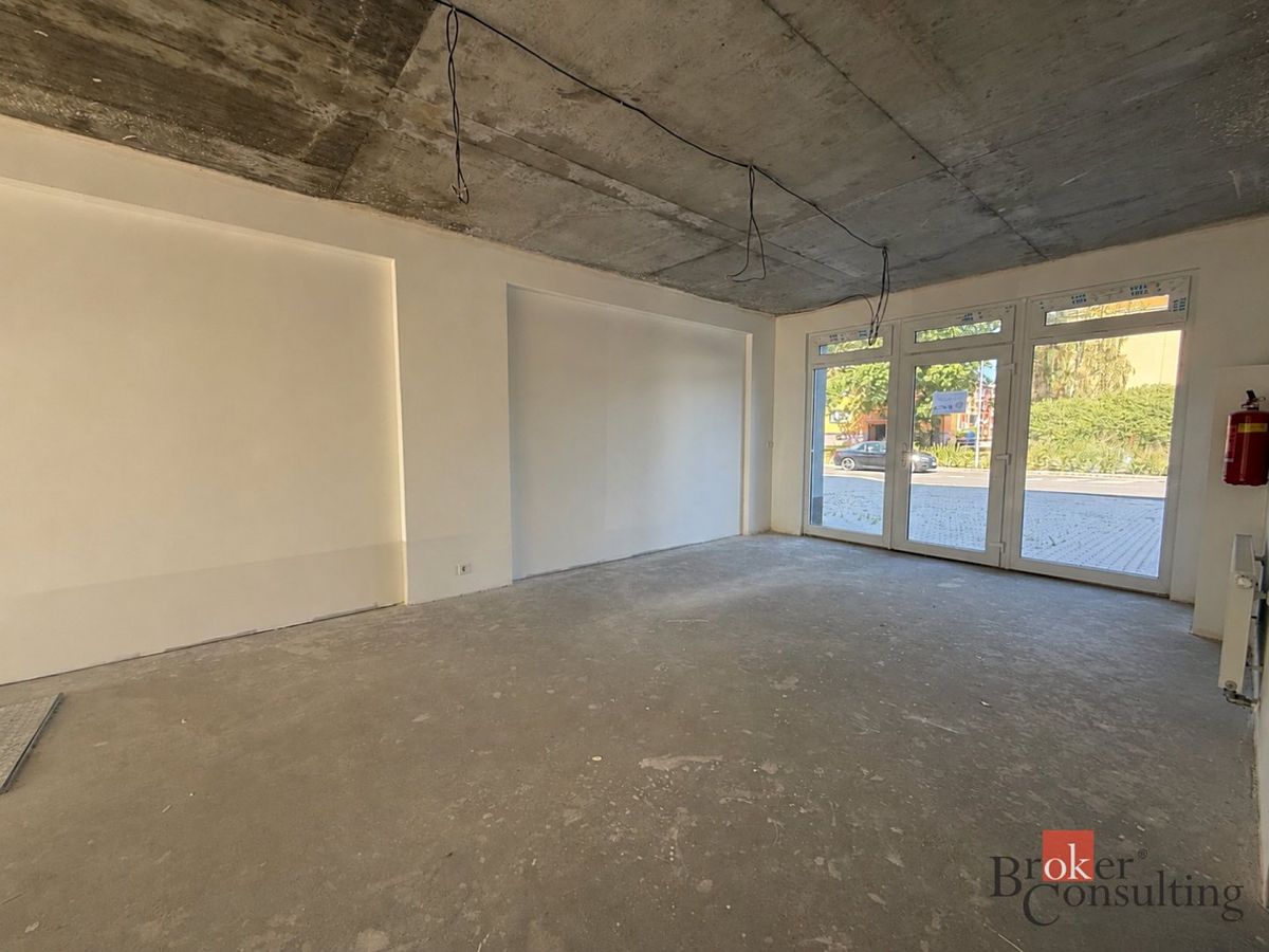 Prodej obchodního prostoru 62 m² – fotografie 4