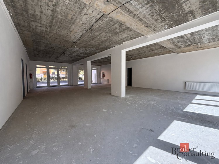 Комерційне приміщення на продаж, 124 м² (6 з 14)