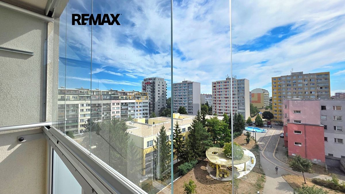 Pronájem bytu 3+kk 66 m²