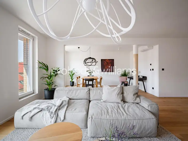 Prodej bytu 4+kk 108 m², Praha – náhled fotky 2