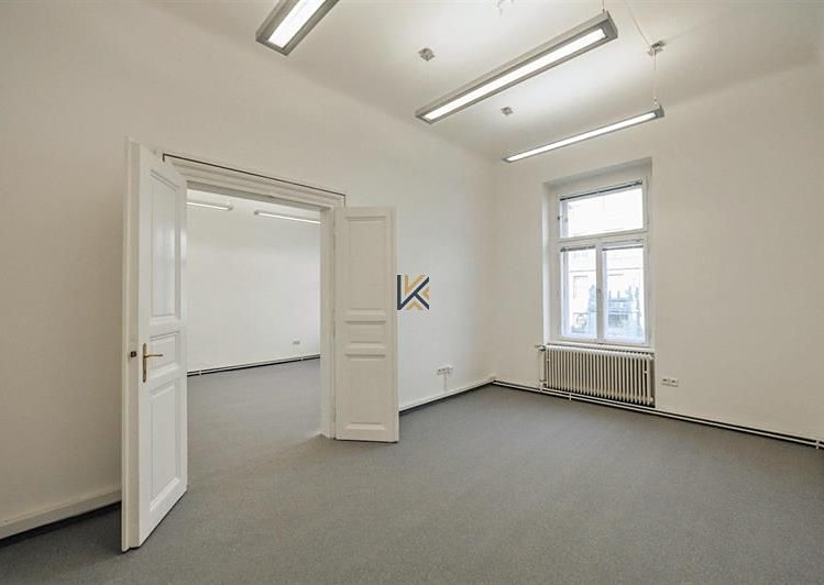 Комерційне приміщення в оренду, 228 м² (2 з 10)