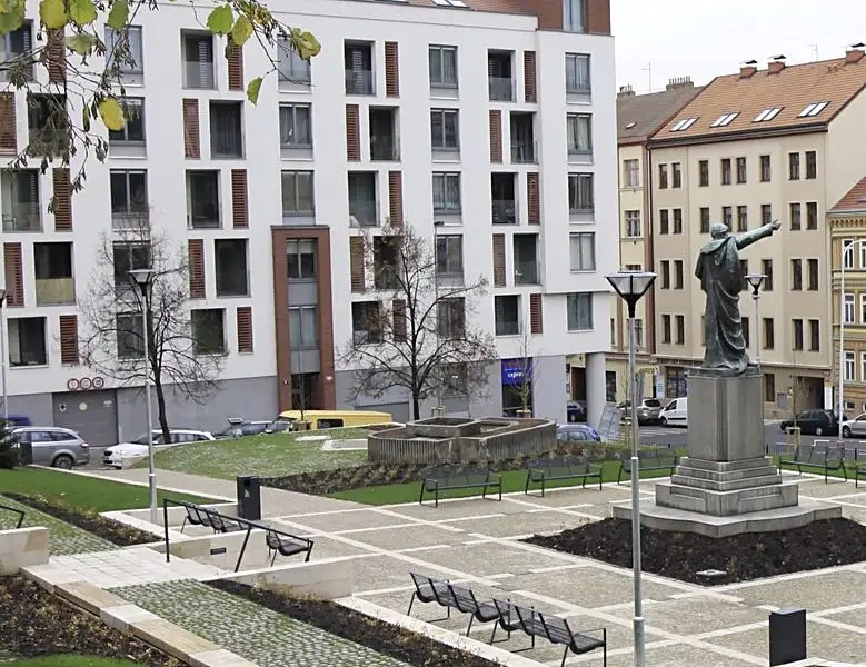 Pronájem bytu 3+kk 86 m², Praha – náhled fotky 1