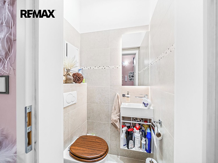 Квартира 4+1 на продаж, 81 м² (18 з 22)