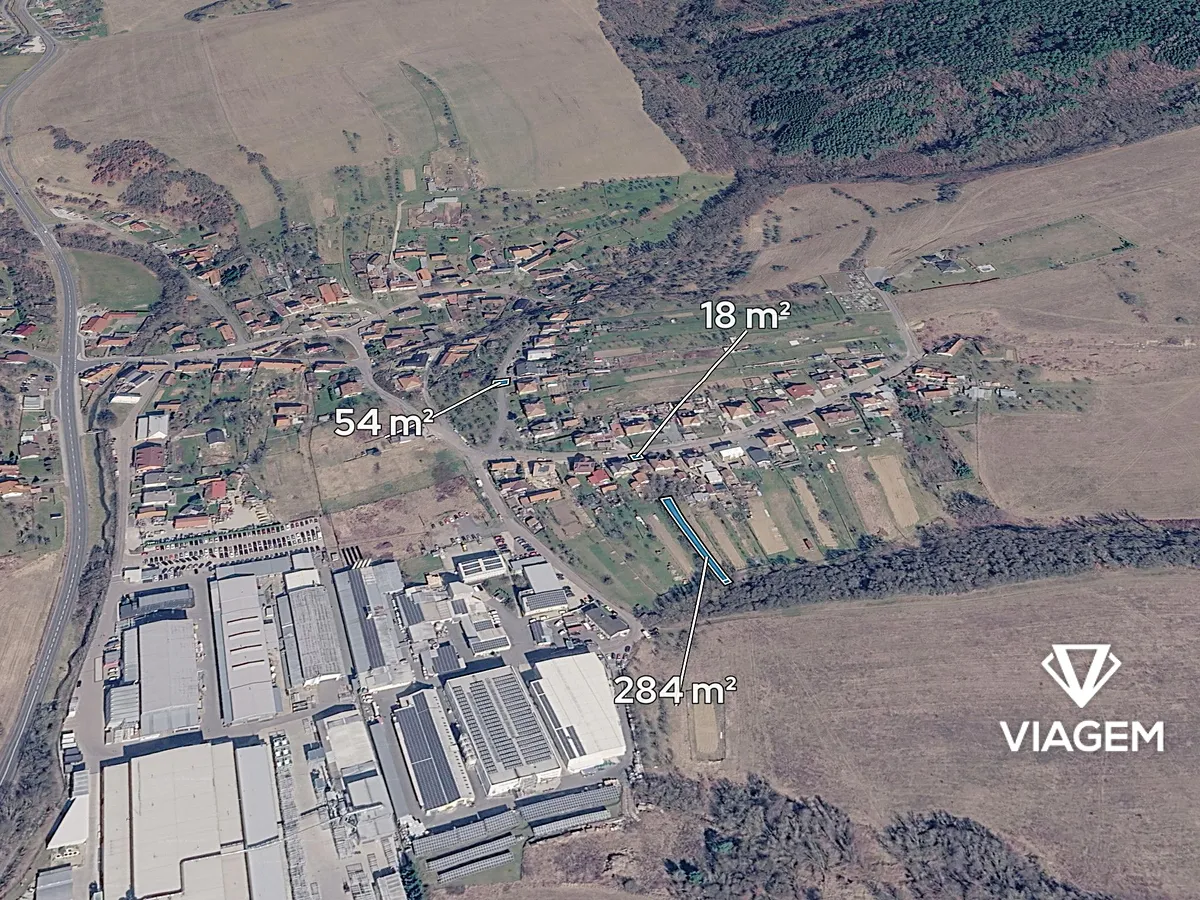 Prodej podílu 1/2 zahrady 151 m²
