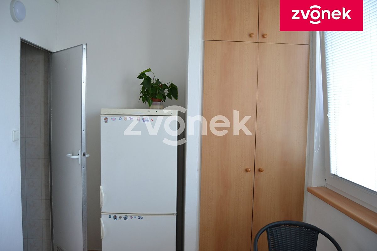 Pronájem bytu 2+1 55 m² – fotografie 2