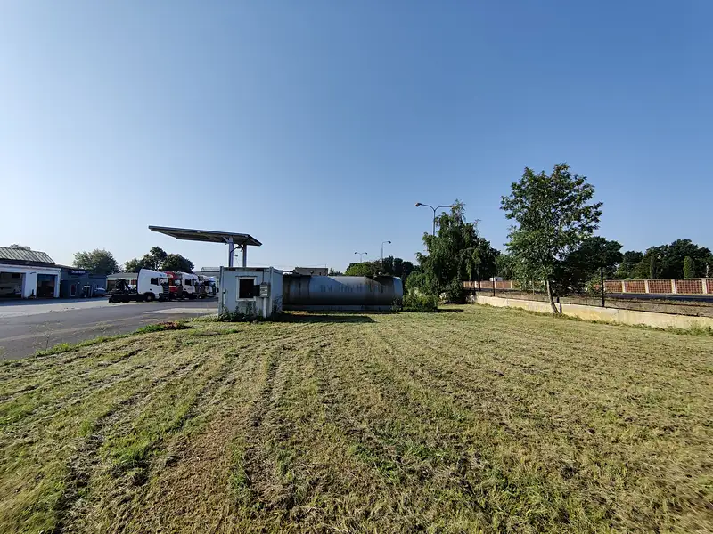 Pronájem komerční nemovitosti 10000 m², Cheb – náhled fotky 3