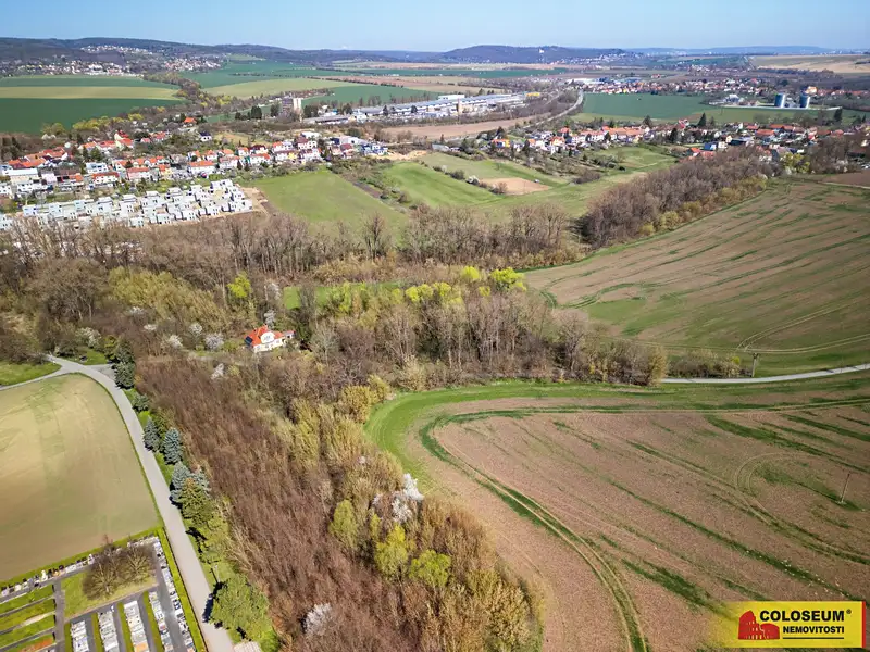 Prodej stavebního pozemku 7787 m², Rousínov – náhled fotky 2