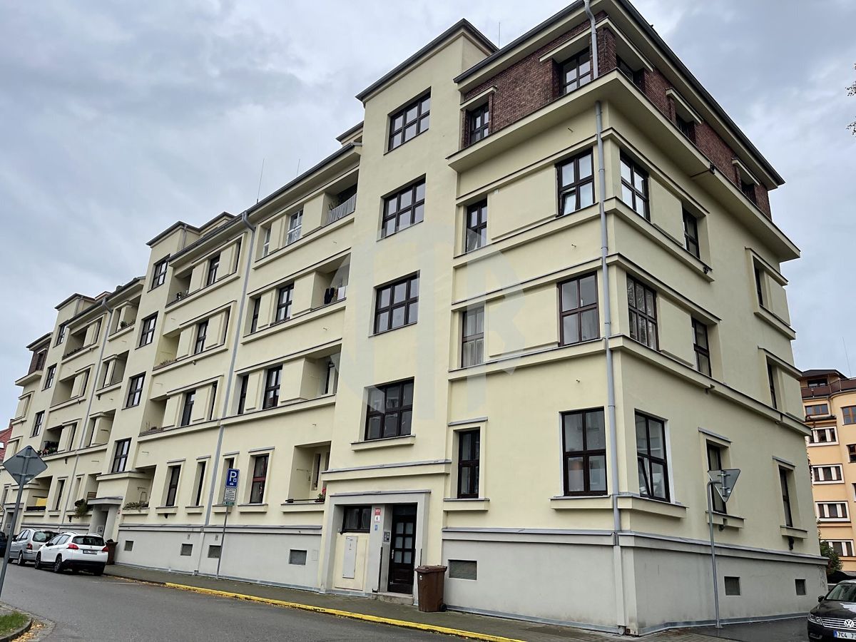 Pronájem bytu 2+kk 88 m²