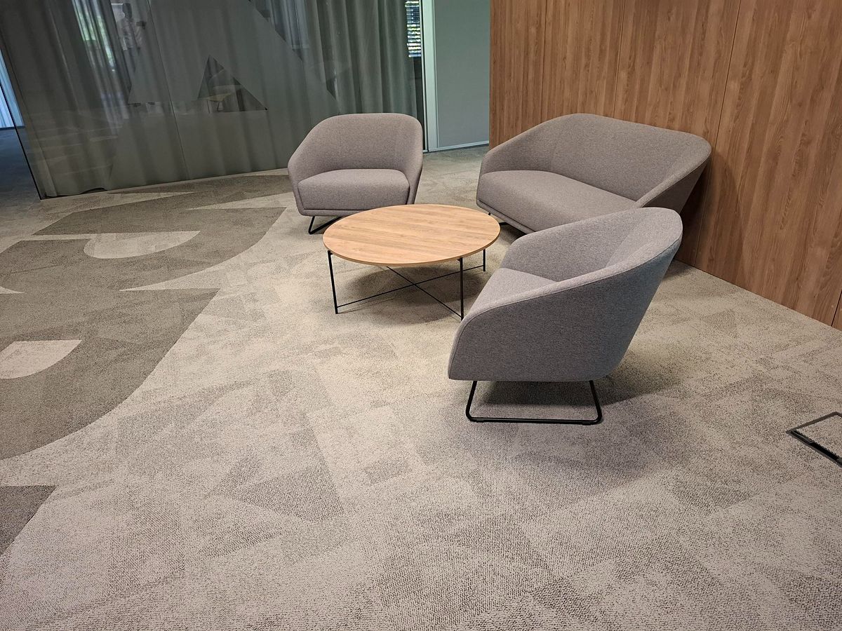 Pronájem kanceláře 572 m² – fotografie 2