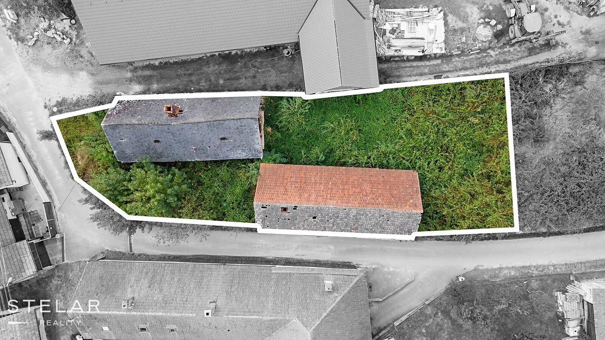 Prodej stavebního pozemku 931 m² – fotografie 2