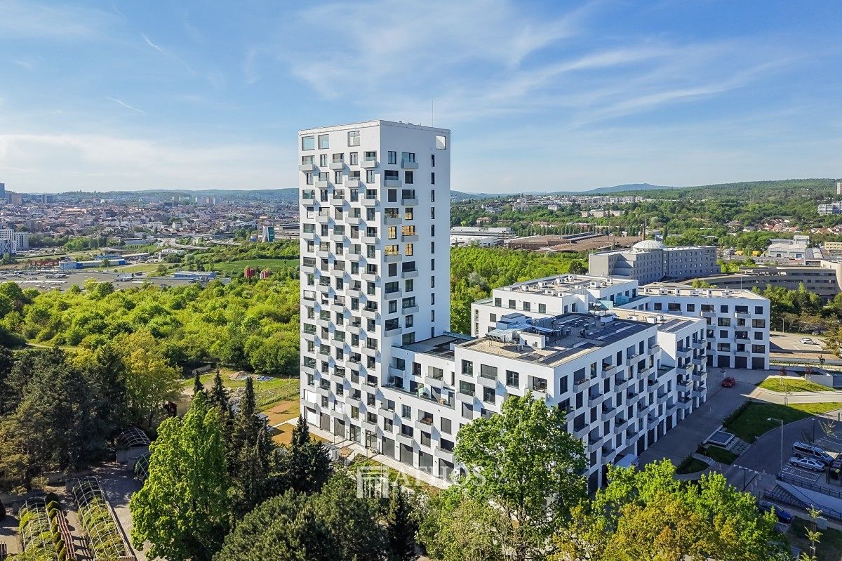 Pronájem bytu 3+kk 78 m²