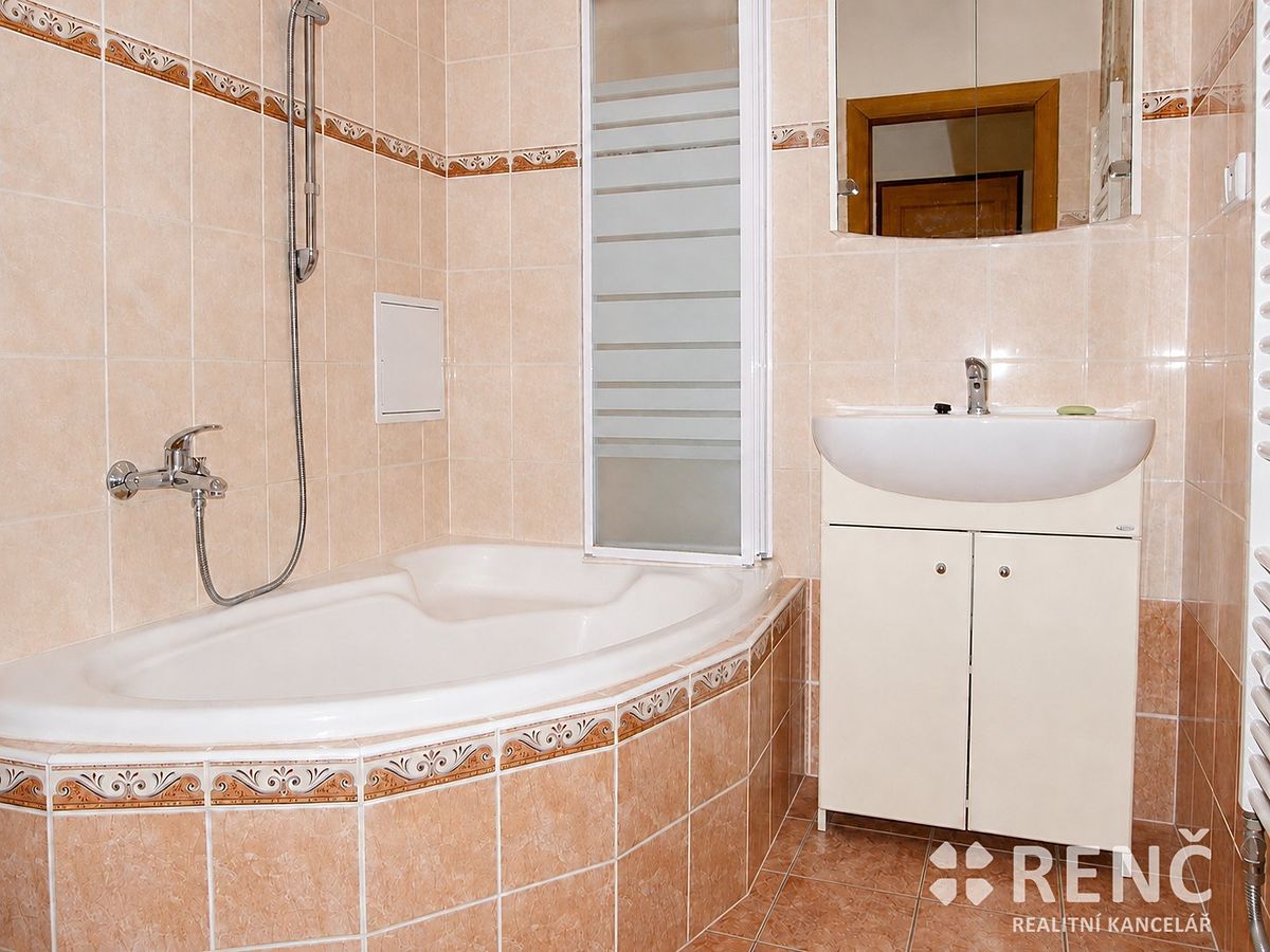 Pronájem bytu 2+kk 58 m²