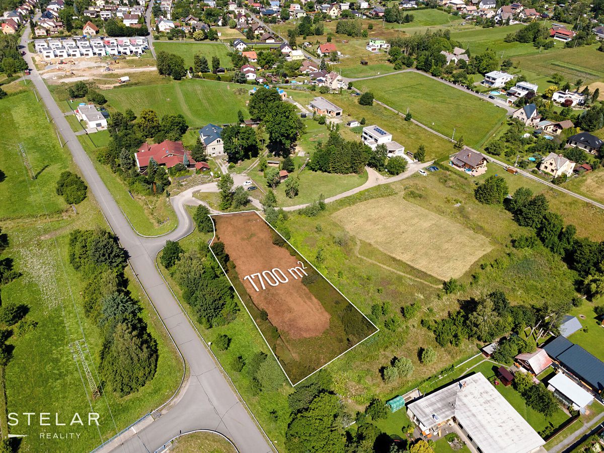 Prodej stavebního pozemku 1700 m²