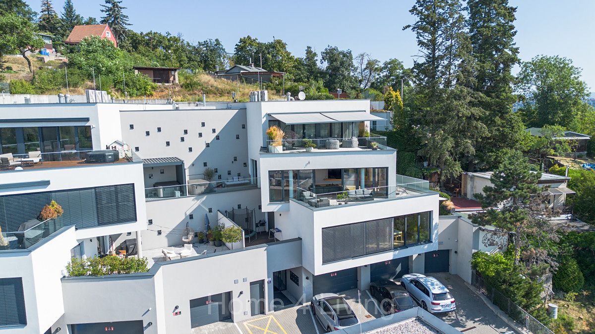 Prodej bytu 4+kk 222 m²