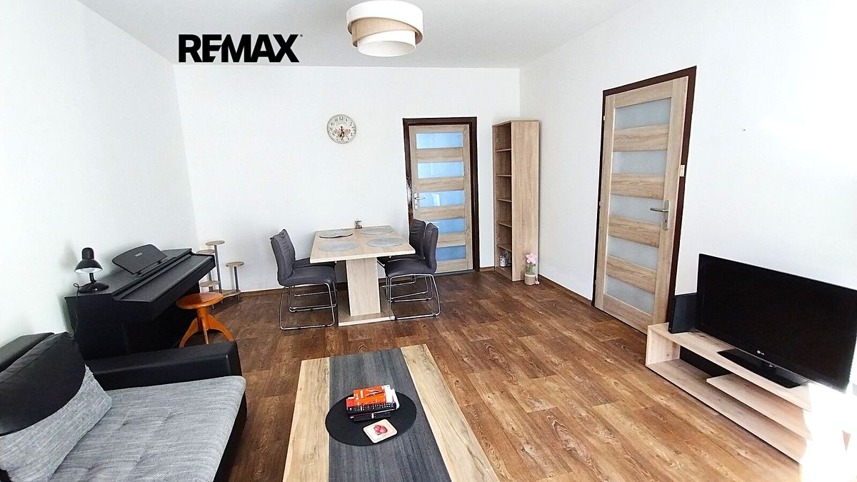 Pronájem bytu 3+1 70 m² – fotografie 4