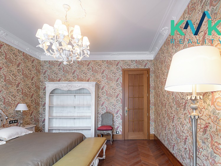 Квартира 6+ на продаж, 252 м² (26 з 40)