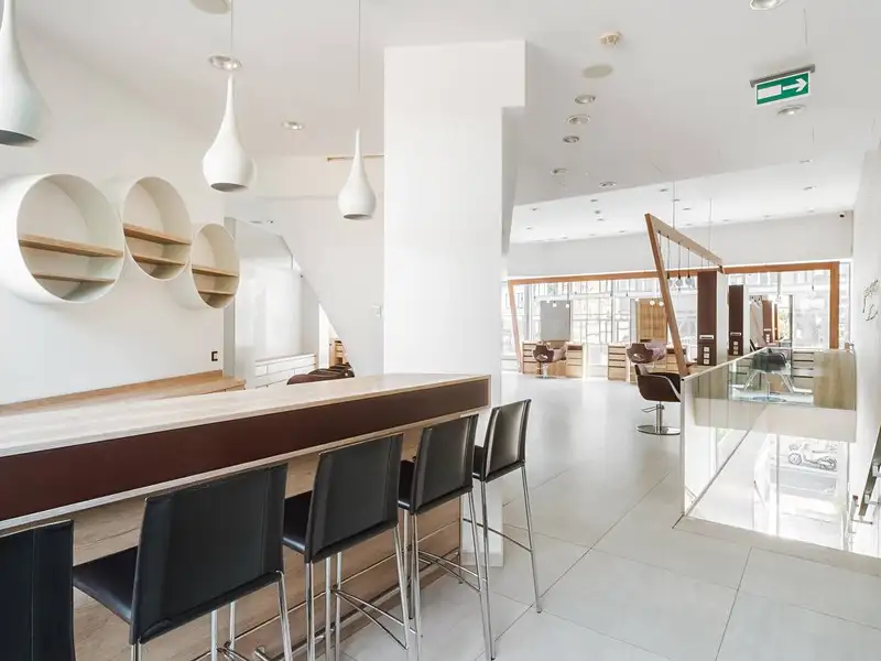 Pronájem obchodního prostoru 170 m², Praha – náhled fotky 1