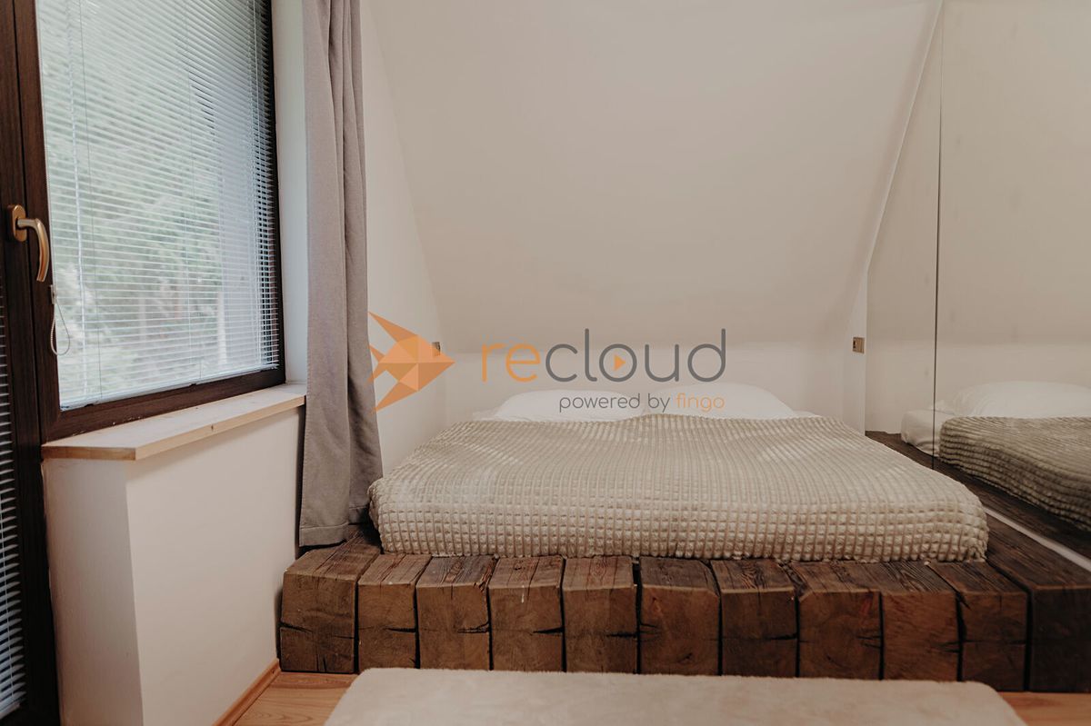 Prodej chaty 250 m², pozemek 139 m² – fotografie 2
