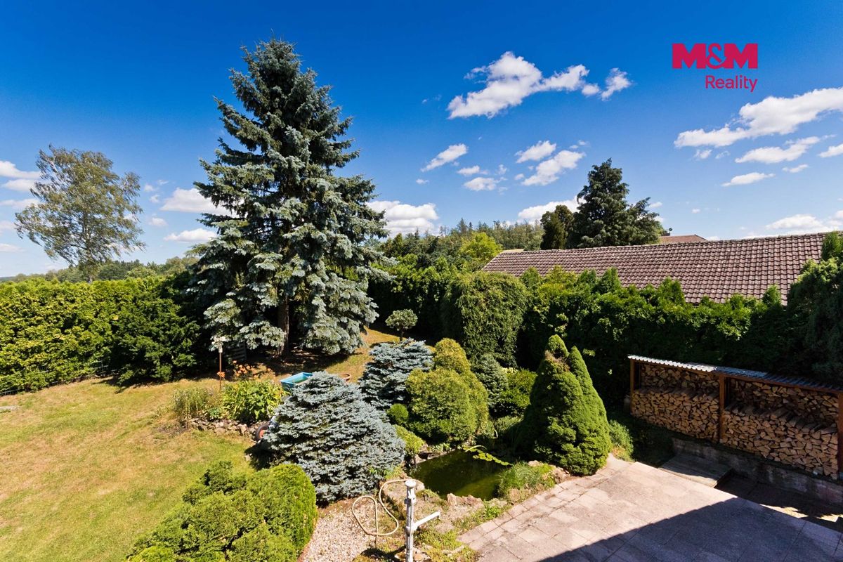 Prodej rodinného domu 202 m², pozemek 554 m² – fotografie 5